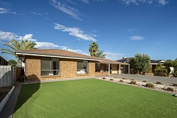 6 Wattle Dr, Risdon Park South