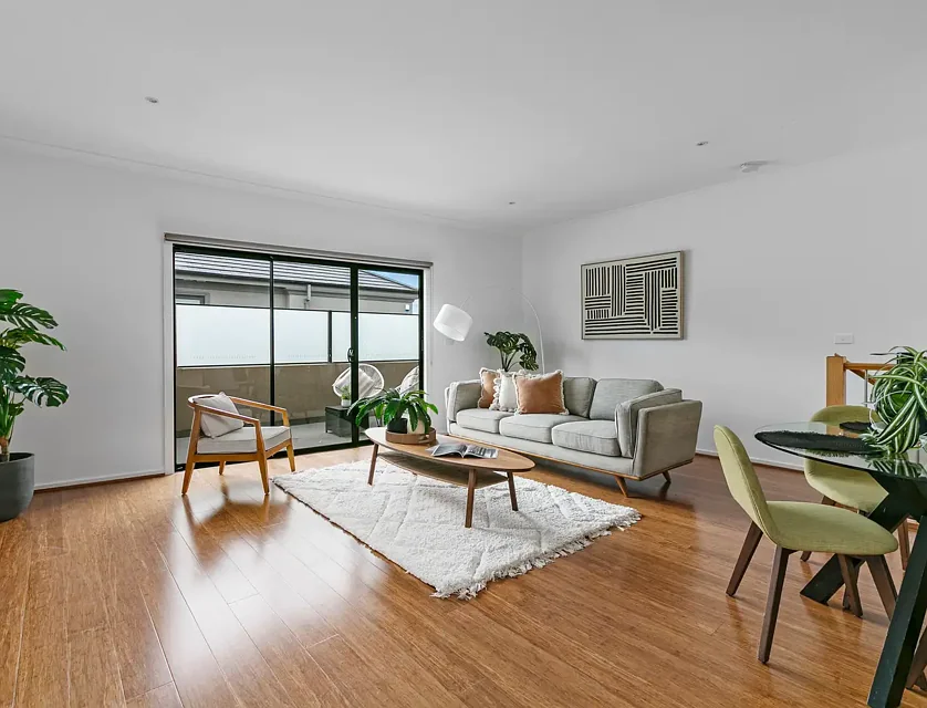 2/101 Raglan Street, Preston, VIC 3072, 2 Kuwarto, 1 Banyo, Townhouse