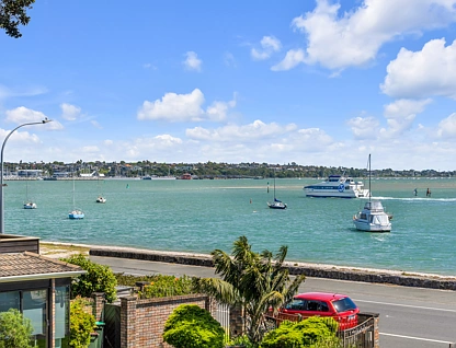 27A The Parade, Bucklands Beach, Manukau City, 5房, 3浴, 独立屋