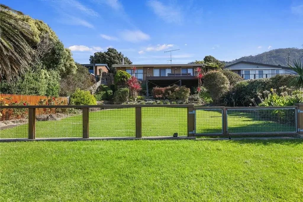 Apollo Bay 4 Slaapkamer Beachfront Brilliance in the Heart  of Apollo Bay