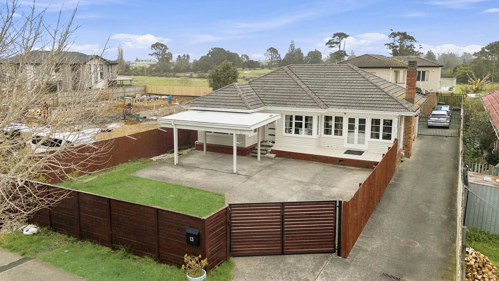 Papatoetoe 3Kwarto " Perfect for First Home Buyers"