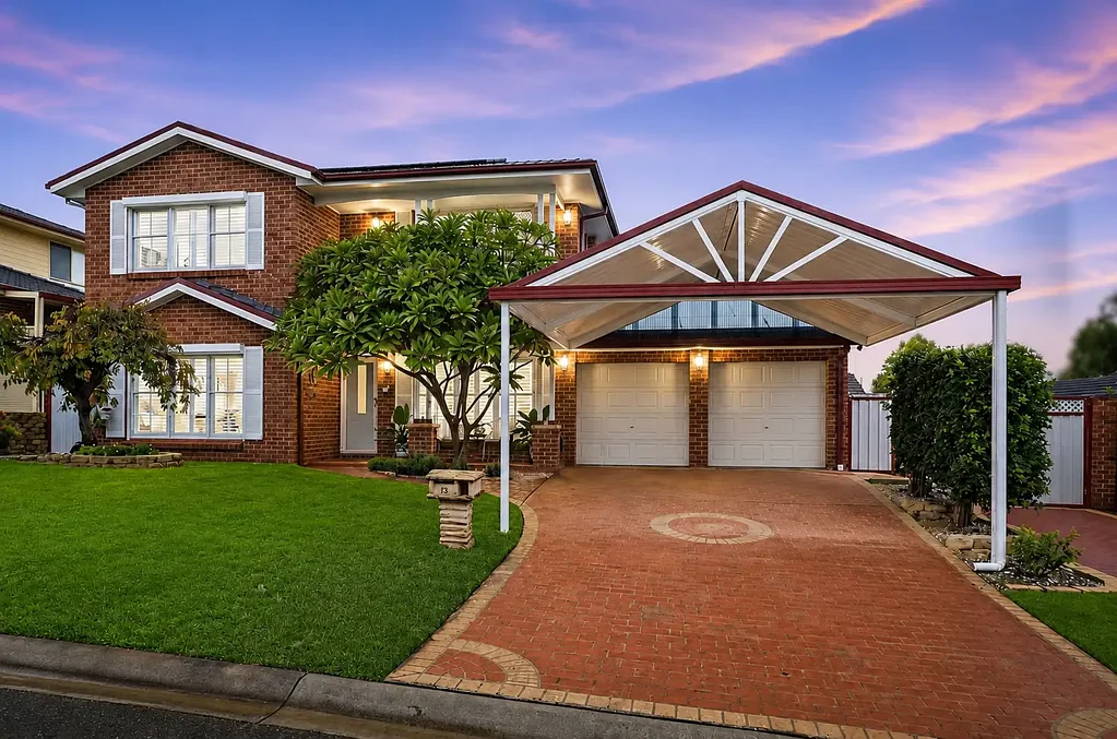 Erskine Park 6Habitaciones First Time Offered – Spacious Family Home with Ideal In-Law Accommodation