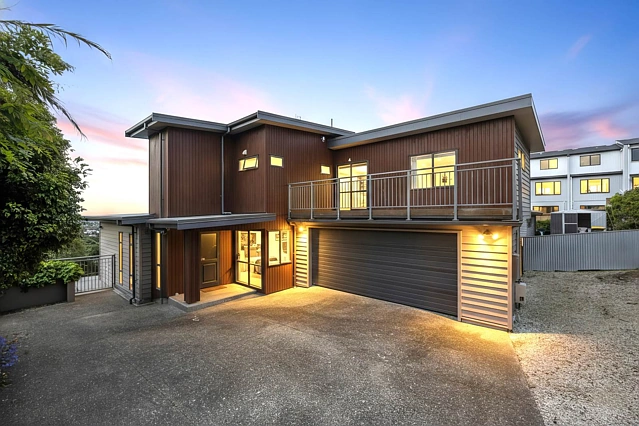 937A East Coast Road, Torbay, North Shore City