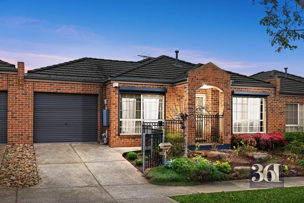 2/4 Albert Place, Hoppers Crossing, VIC 3029