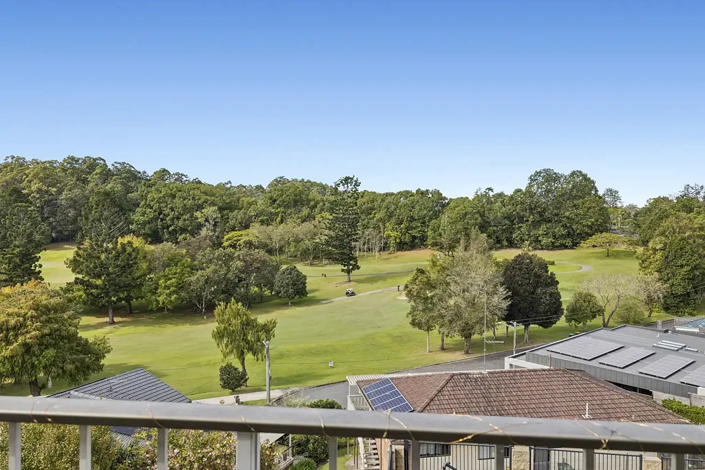 Murwillumbah 5房  Wake up to golf course views from your own private Murwillumbah retreat