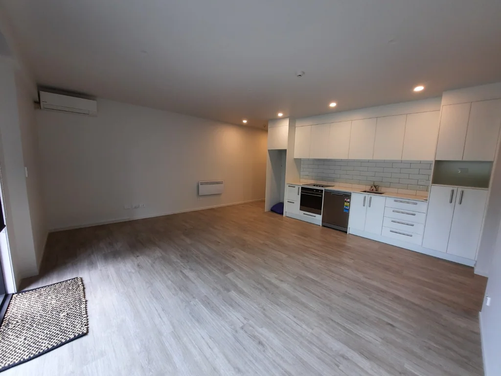 Immaculate and Convenient 2 bedroom Apartment