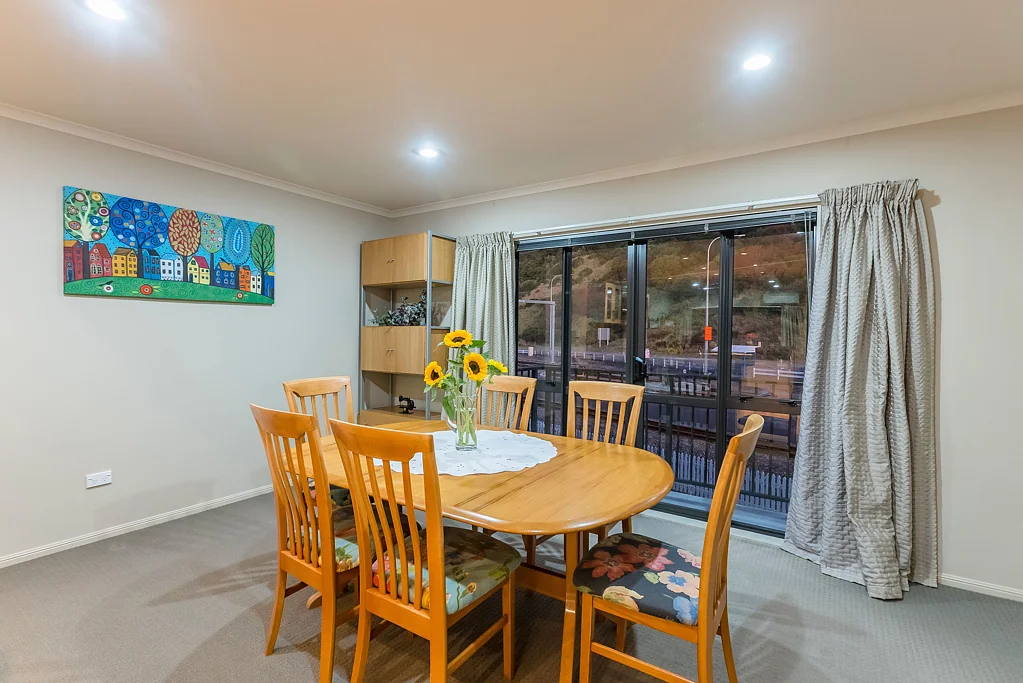 Paekakariki 3ਬੈੱਡਰੂਮ Where beach days meet easy living!