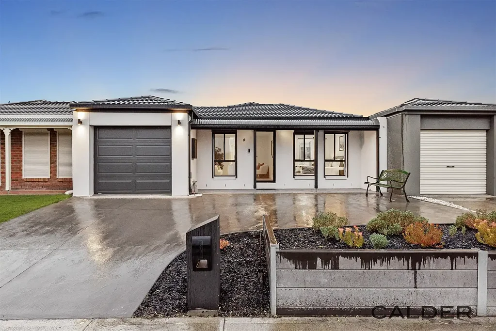 6 Windle Terrace, Burnside, VIC 3023