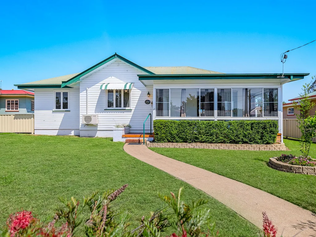 111 Dragon Street, Warwick, QLD 4370