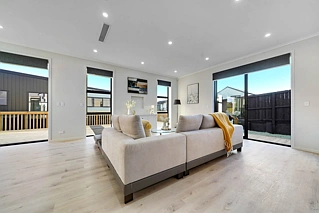 22A Southridge Road, Flat Bush, Manukau City
