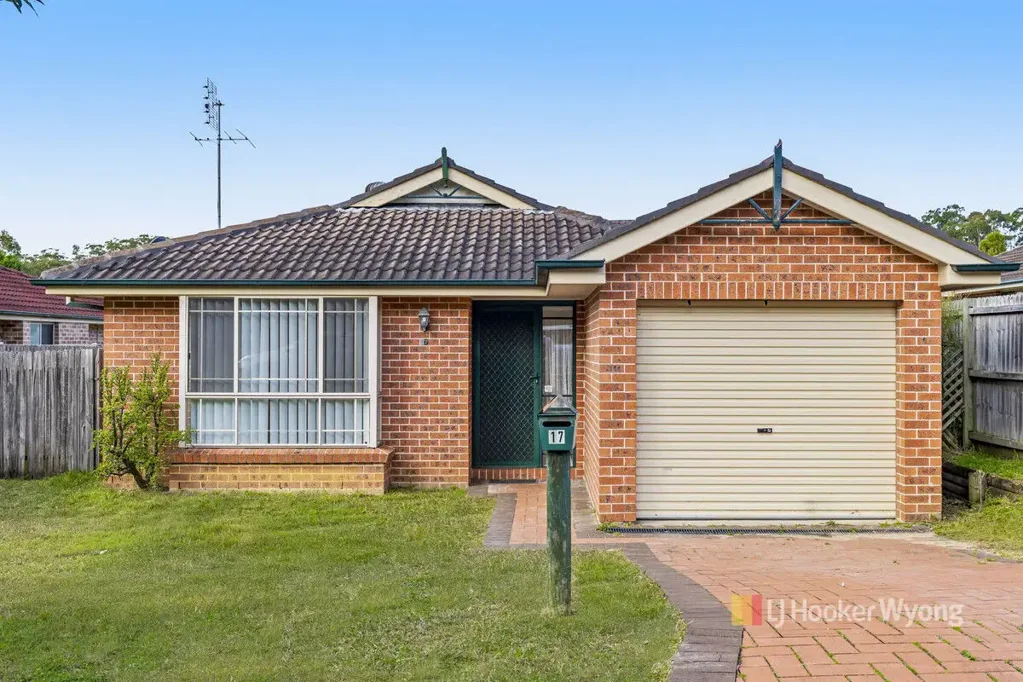 17 Ambrosius Court, Tuggerah, NSW 2259