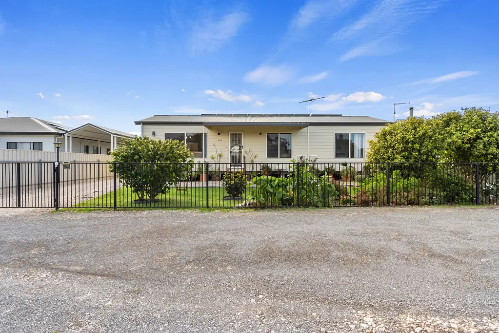 15A Giles Street East, Coobowie, SA 5583