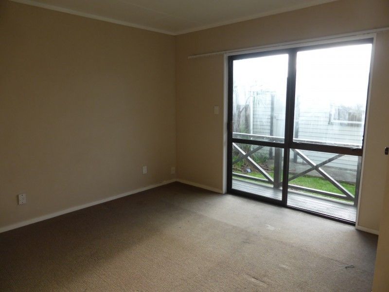 42a Raglan Avenue, Cloverlea, Palmerston North, 3 chambres, 1 salles de bain