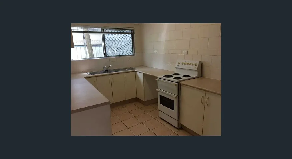 Conveniently located ground floor unit