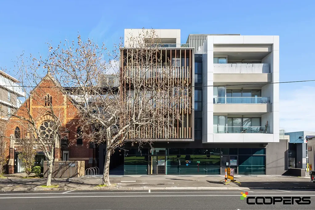 Essendon 1房 Essendon 中心宽敞明亮的阳光生活 Spacious, Sunlit Living in the Heart of Essendon