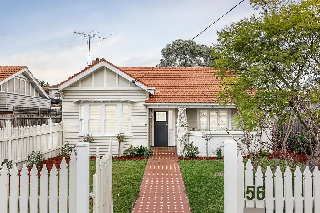 Hughesdale 4 Bedroom Californian Bungalow with Multi-Generational Appeal