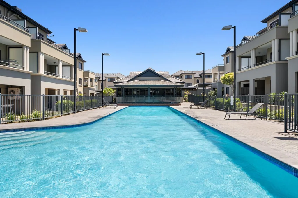 15/1 Sunlander Drive, Currambine, WA 6028