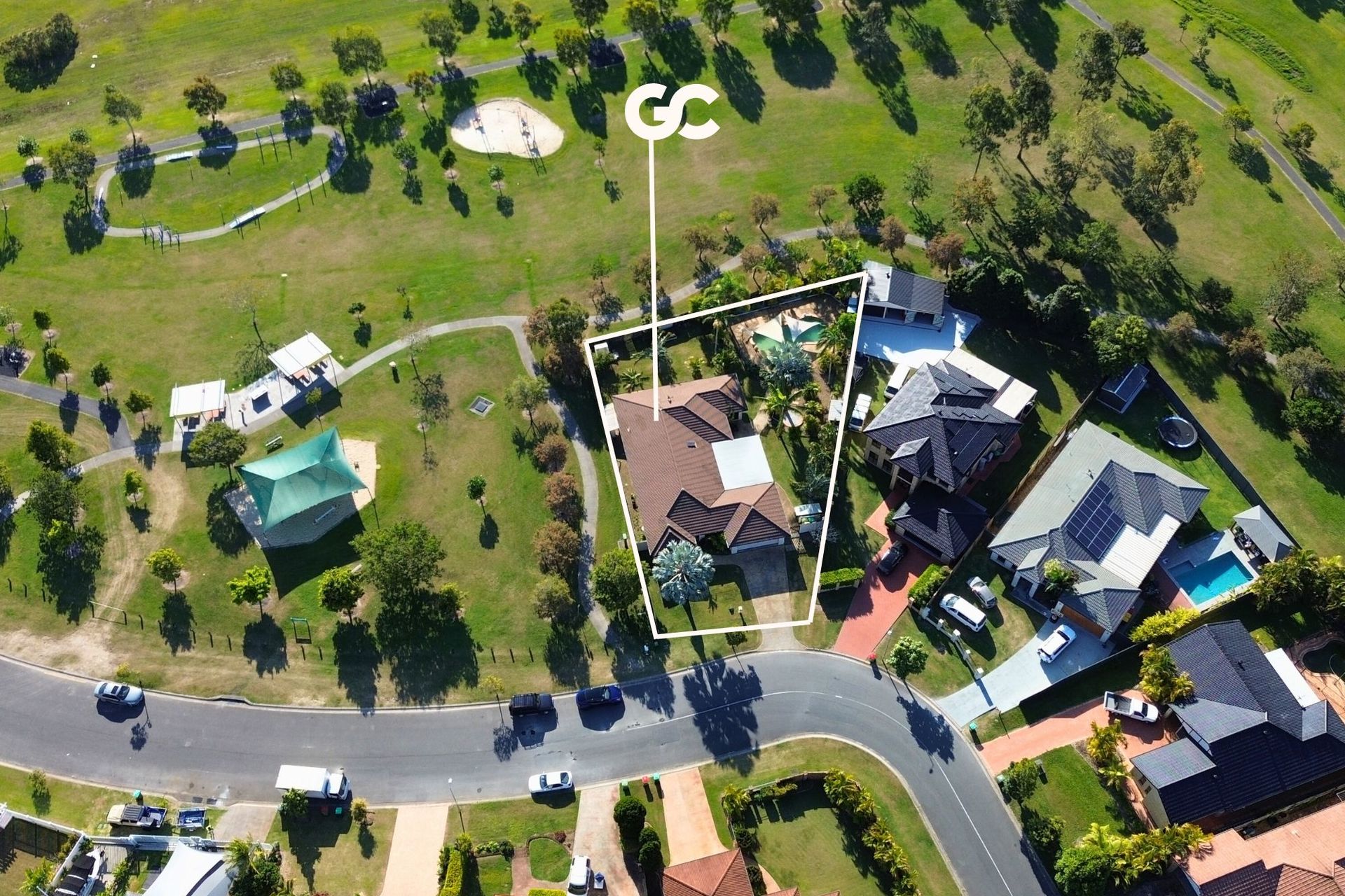 51 CORONET CR, BURLEIGH WATERS QLD 4220, 0 Kuwarto, 0 Banyo, House