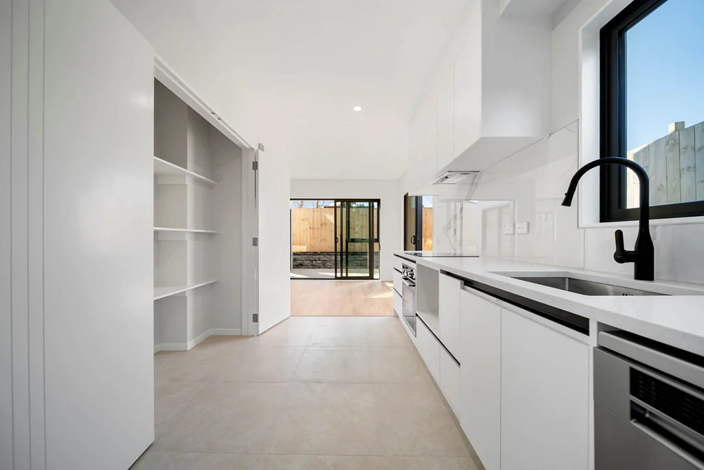 Clover Park 3Moenga AFFORDABLE • BRAND NEW • FREEHOLD • FREESTANDING