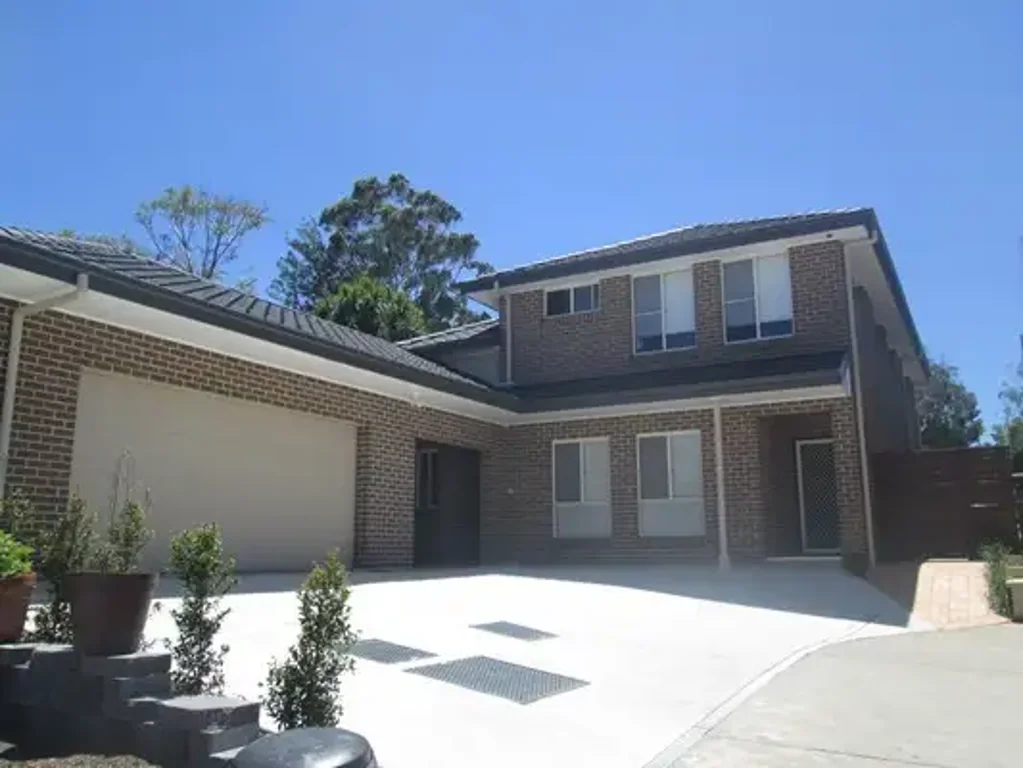 Spacious Family Home with North-Facing Garden