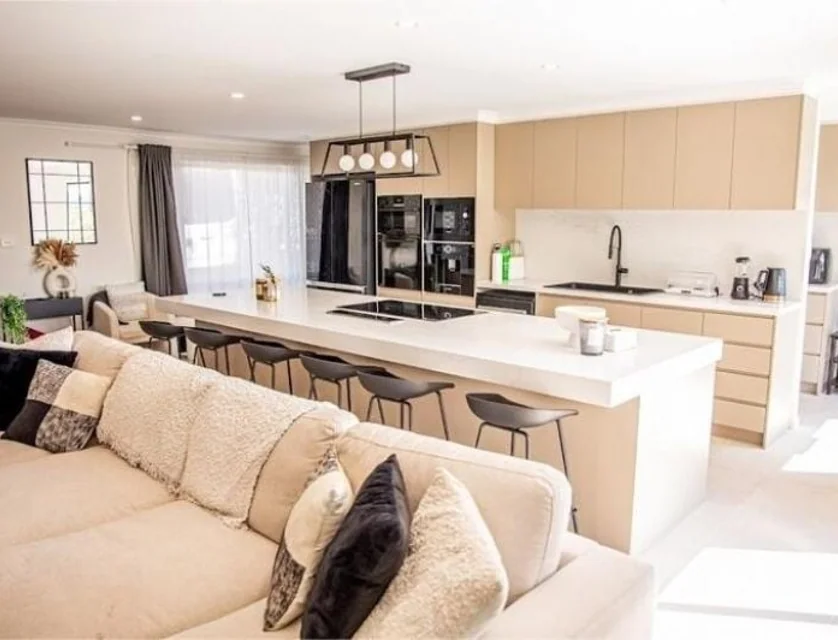 60 Hadleigh Circuit, Isabella Plains, Tuggeranong District, 4 ਕਮਰੇ, 2 ਬਾਥਰੂਮ, House
