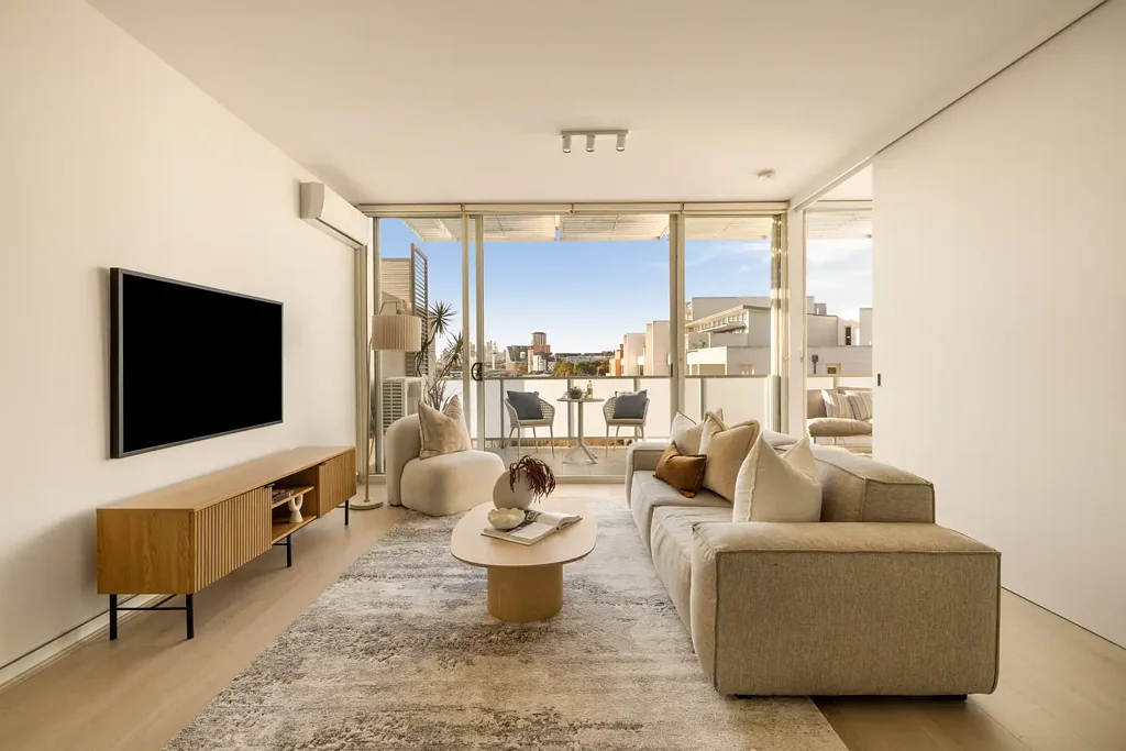 Rosebery 1غرفة نوم North-Facing. Newly Refreshed. Uninterrupted City Views.