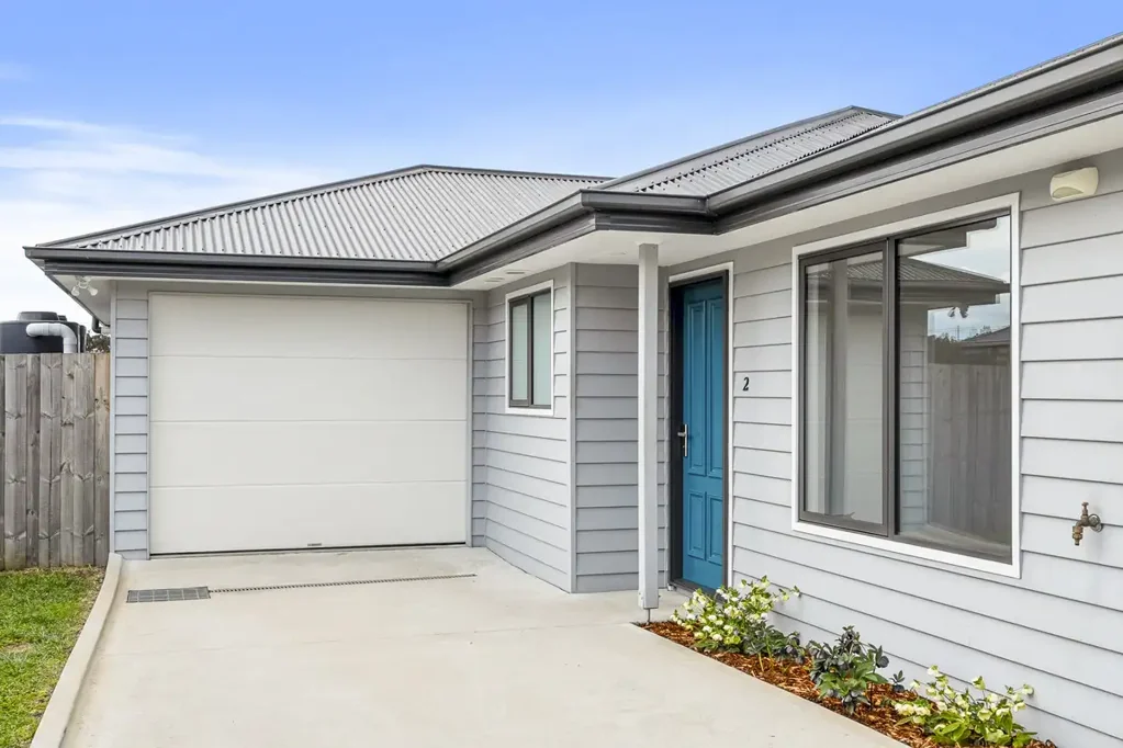 2/27 Beach Road, Snug, TAS 7054