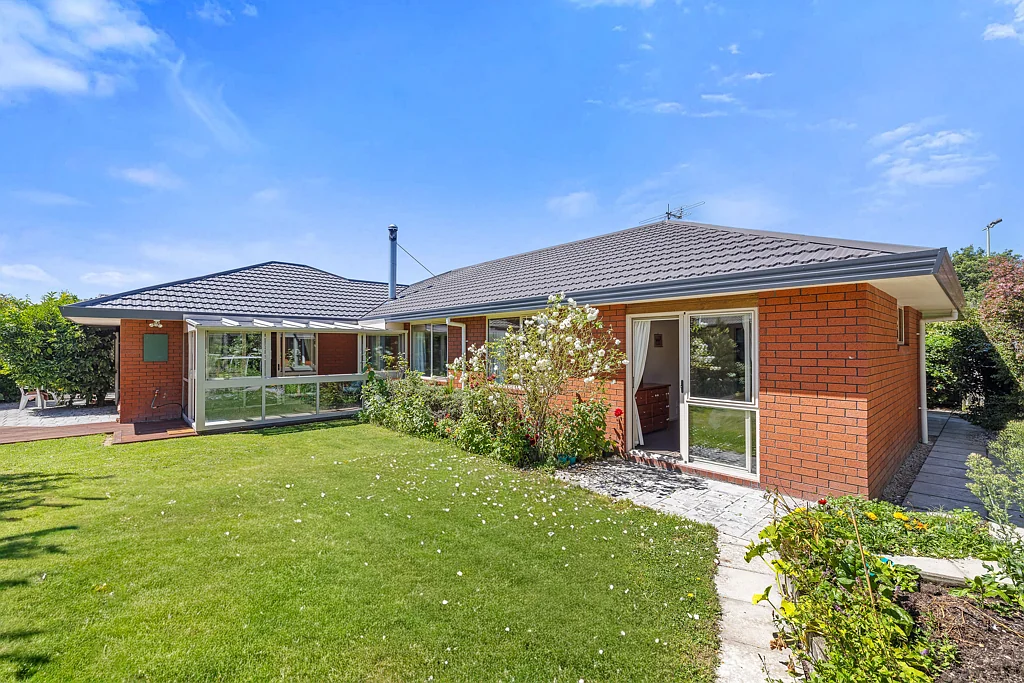 9 Thoresby Mews, Avonhead, Christchurch, Canterbury