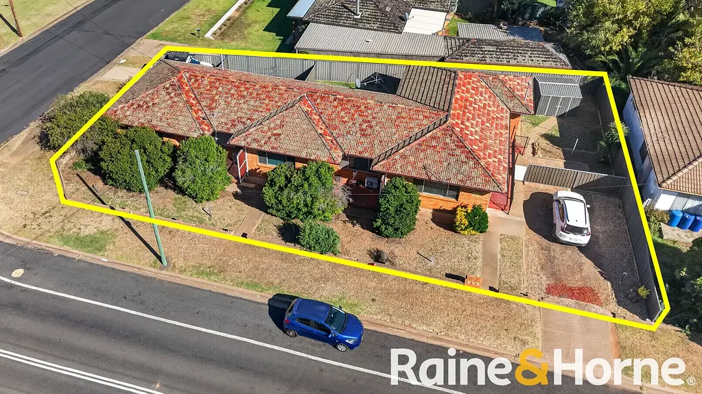 Dubbo 6Zimmer Tidy Three-Unit Investment Opportunity