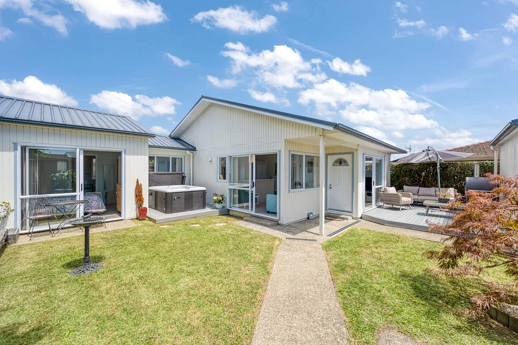 137A Pigeon Mountain Road, Half Moon Bay, Manukau City, Auckland
