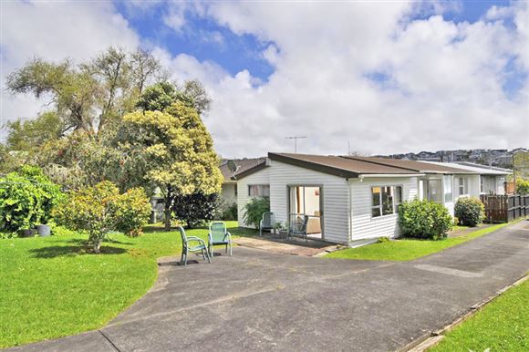 2/18 Glenvar Road, Torbay, Auckland - North Shore, 3部屋, 0バスルーム