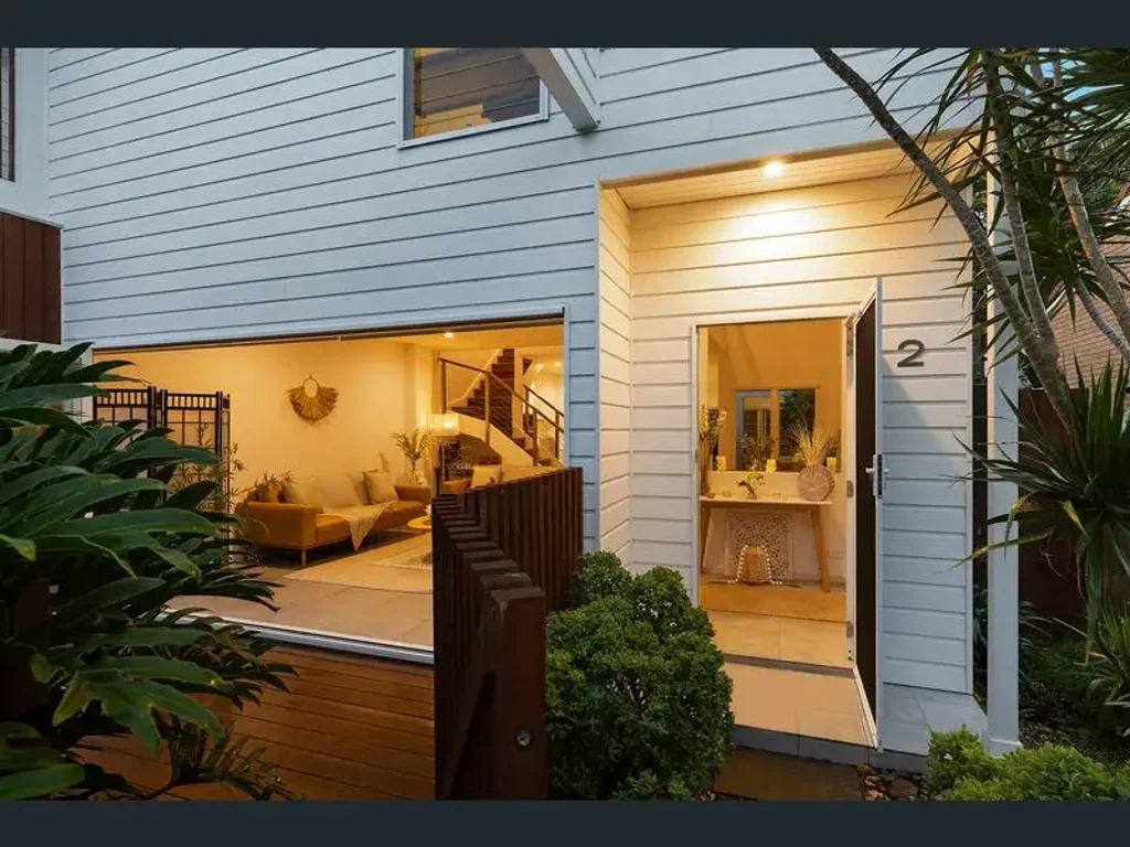 2/15 Quarang Road, Terrigal, NSW 2260