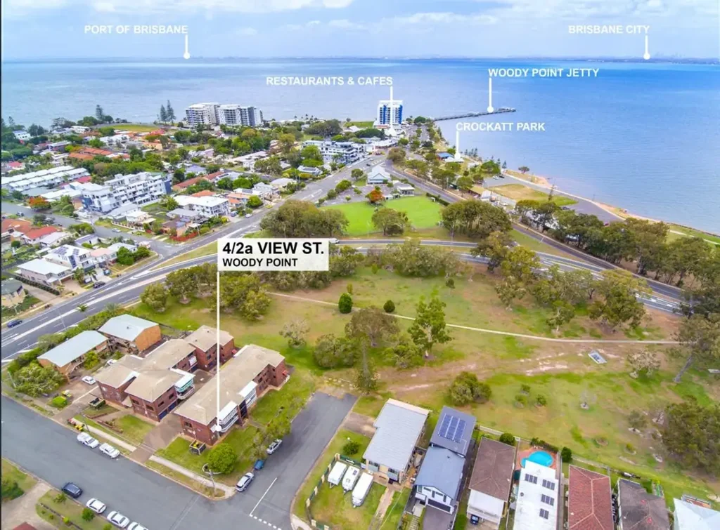 Woody Point 2Zimmer Coastal Living with Park & Water Views!