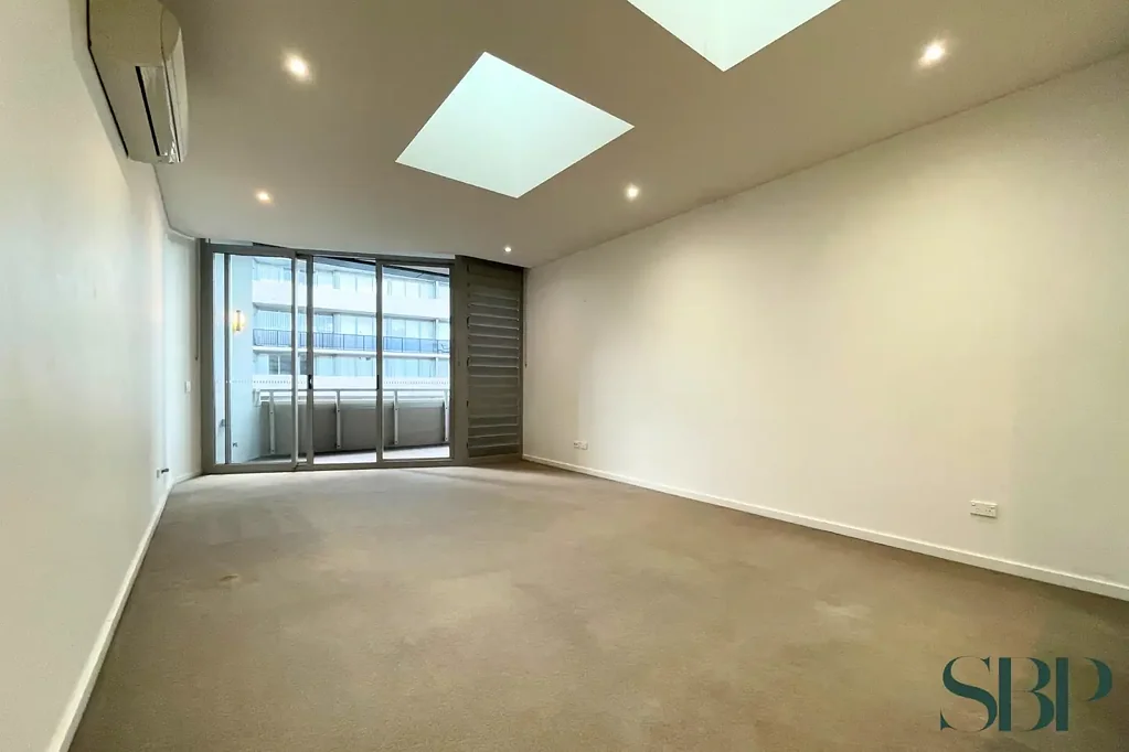 MODERN TWO-BEDROOM APARTMENT IN PRIME LOCATION- Split Level 

Video tour is available upon request