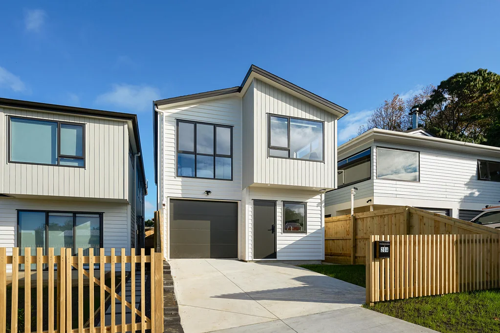 West Harbour 4 Slaapkamer Sea View | Affordable | Brand New Standalone Home
