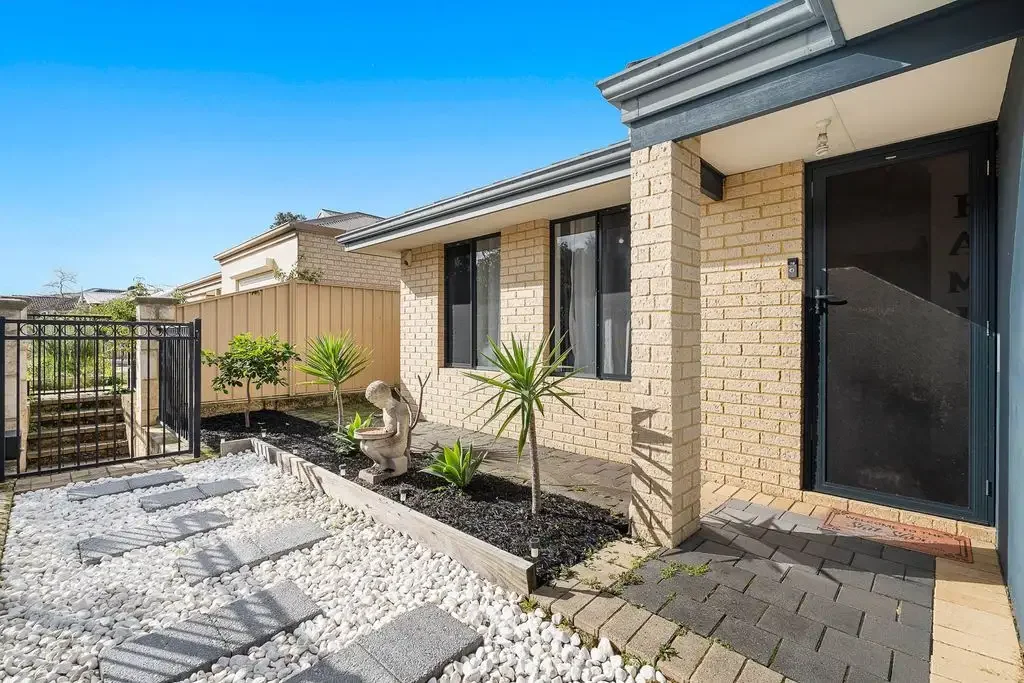 Bertram 4房  Family Home with Multiple Living Areas