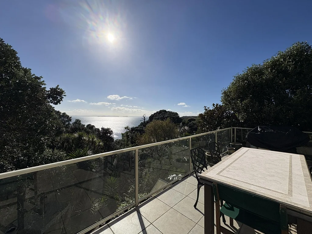 Army Bay 5침실 $888,000 Reserve | Breathtaking Sea Views