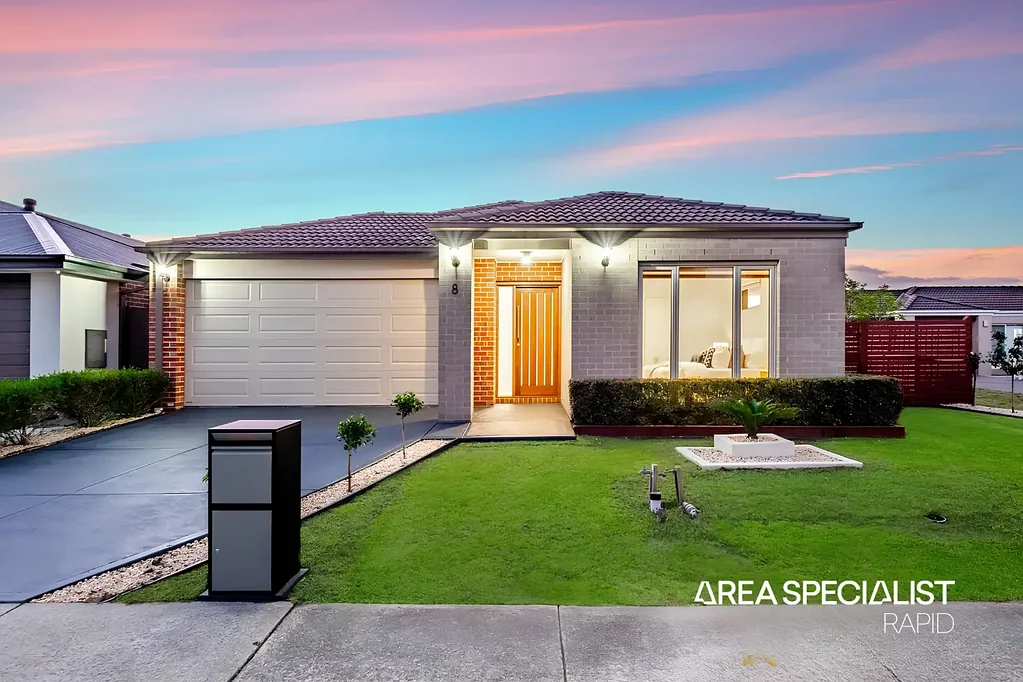 Cranbourne North 4બેડરૂમ The Brief: Spacious Family Living with Multiple Living Zones