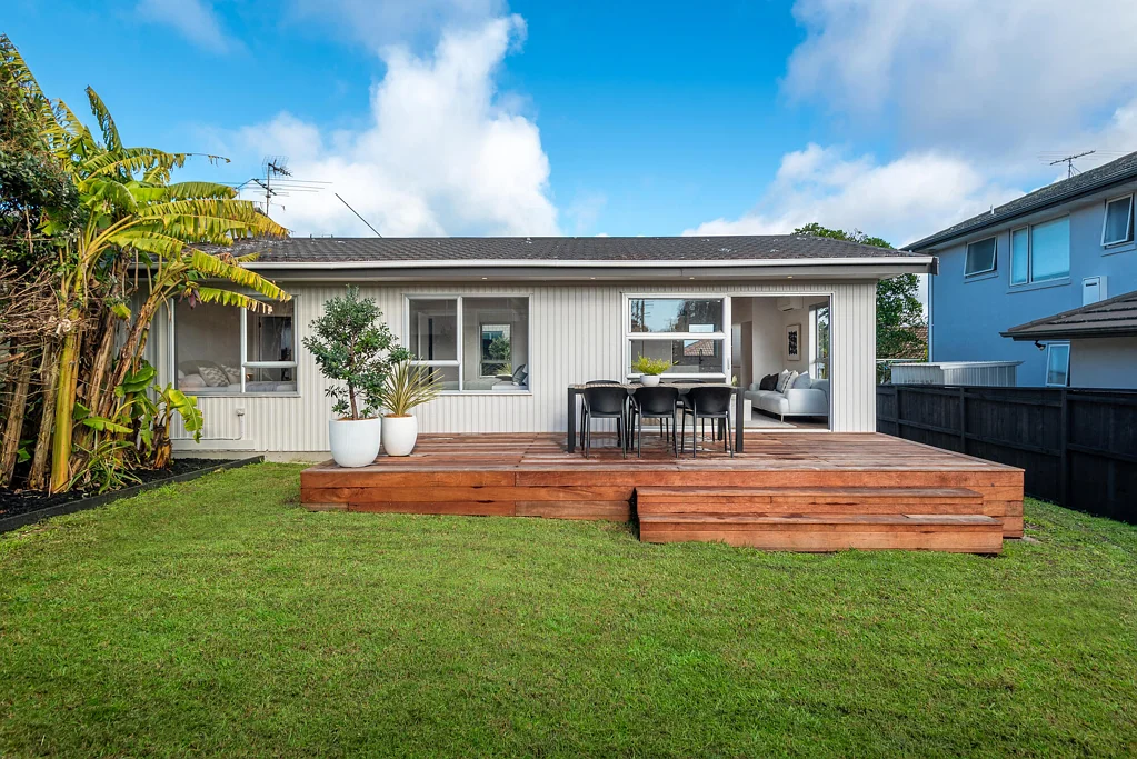Hauraki 3 Bedroom Freehold, Single Level, Renovated + Sunshine!