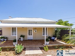 4 Selby Street, Northam