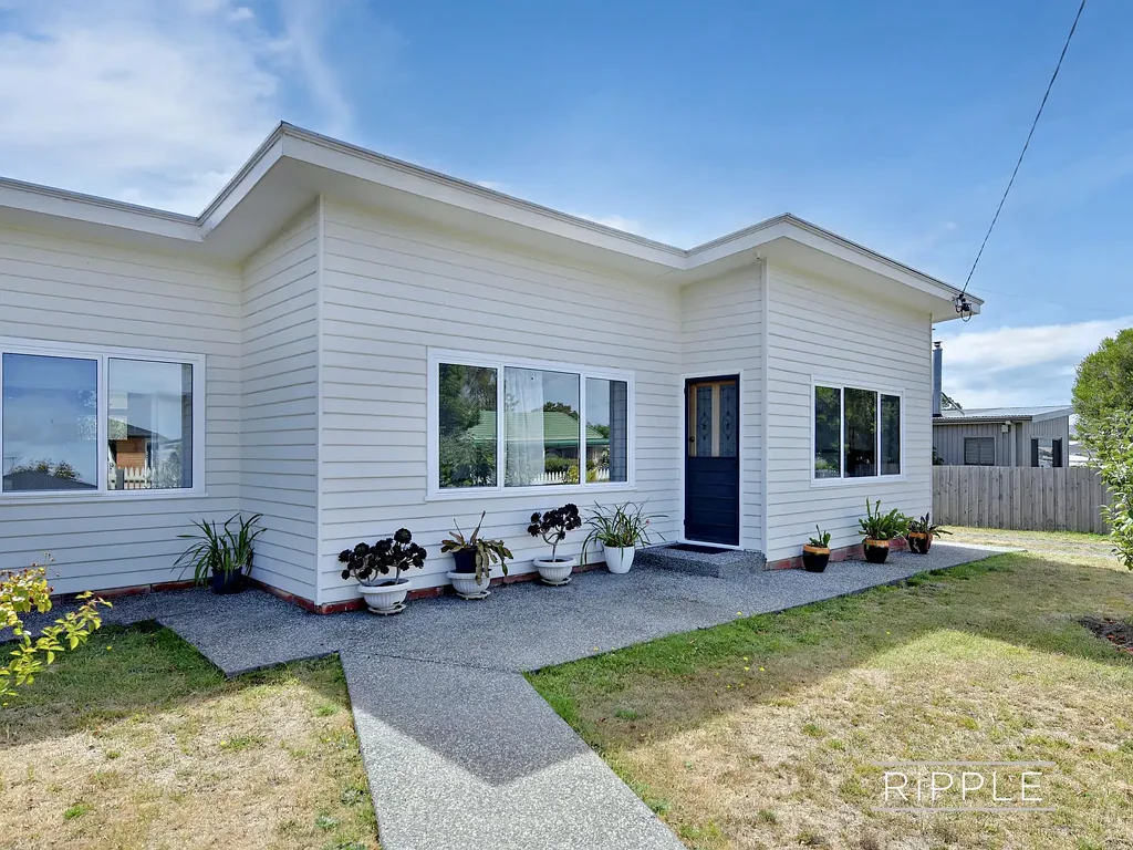 5 View Street, Midway Point, TAS 7171