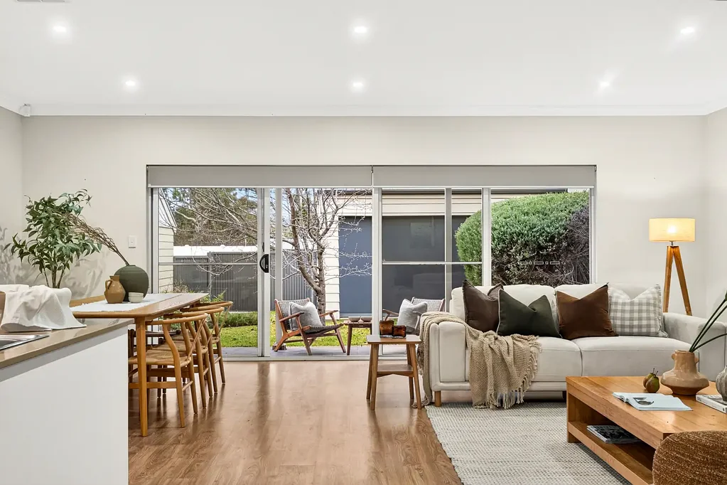 Blackwood 3Zimmer An easy-care bungalow reproduction, on the doorstep of every Blackwood Village convenience…