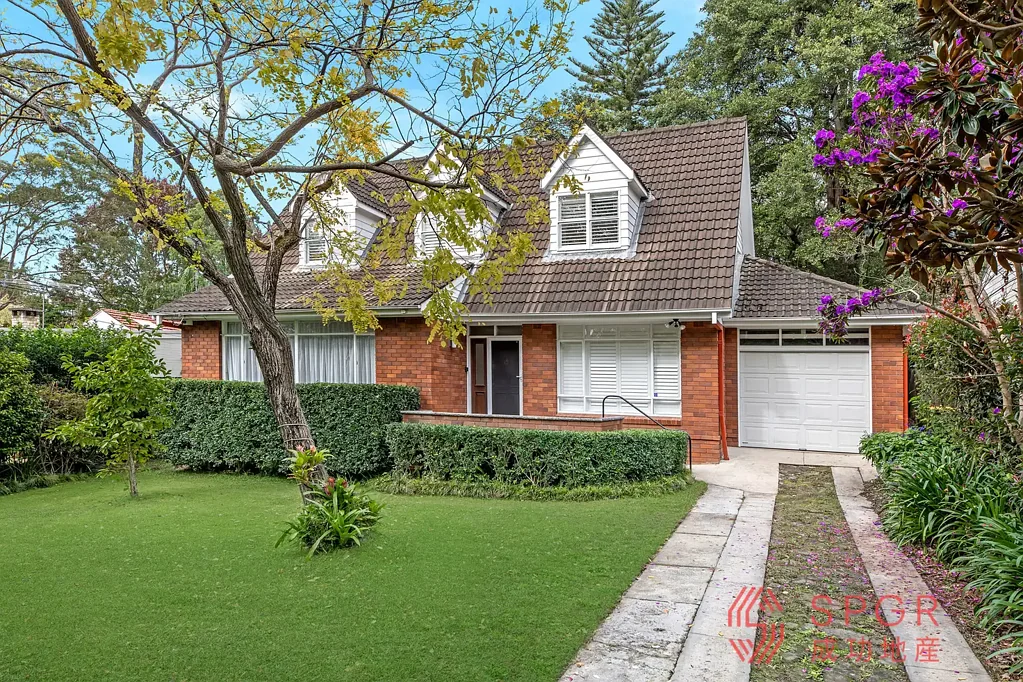 Spacious 7-Bedroom Family Oasis with Pool & Multiple Living Areas in the Heart of Wahroonga