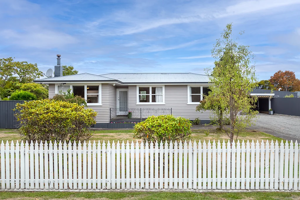 Greytown 3Moenga Mid-century gem