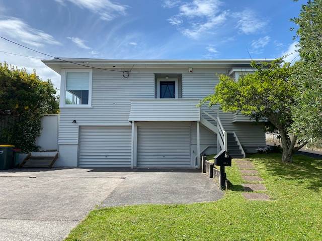 1/44 Old Lake Road, Narrow Neck, Auckland - North Shore, 3 Schlafzimmer, 0 Badezimmer