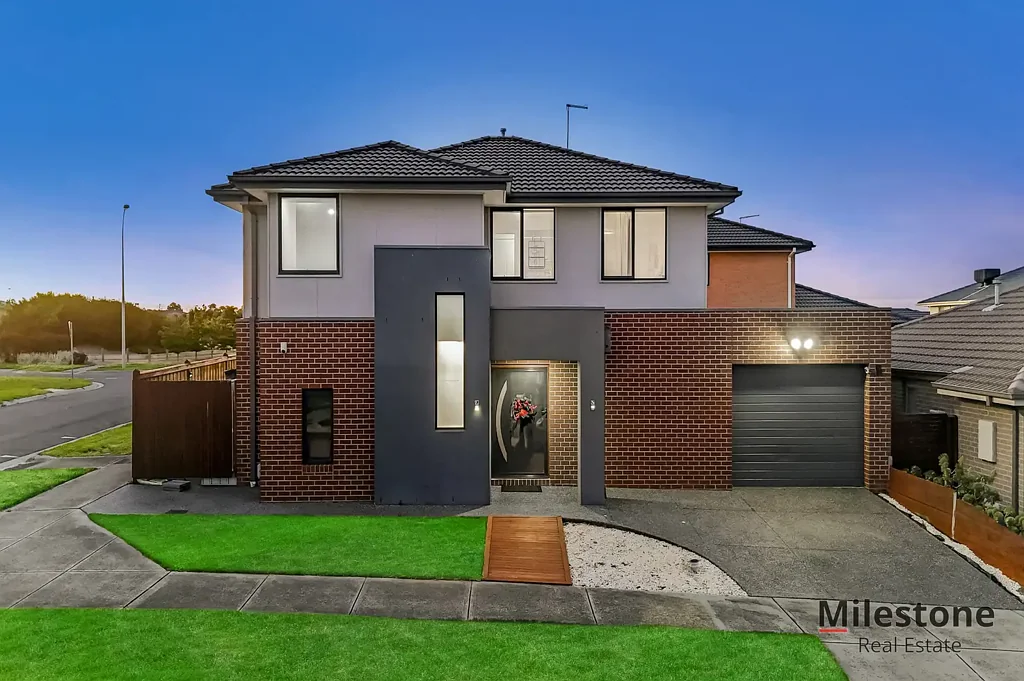 26 Leghorn Way, Clyde North, VIC 3978