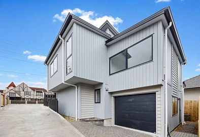 Mount Roskill 4房  4 -Beddie Freestanding Freehold in Mt Roskill!