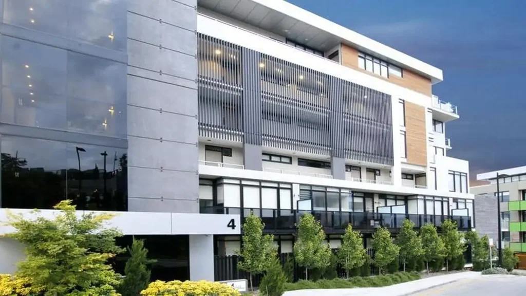 Close to Highpoint Shopping Centre