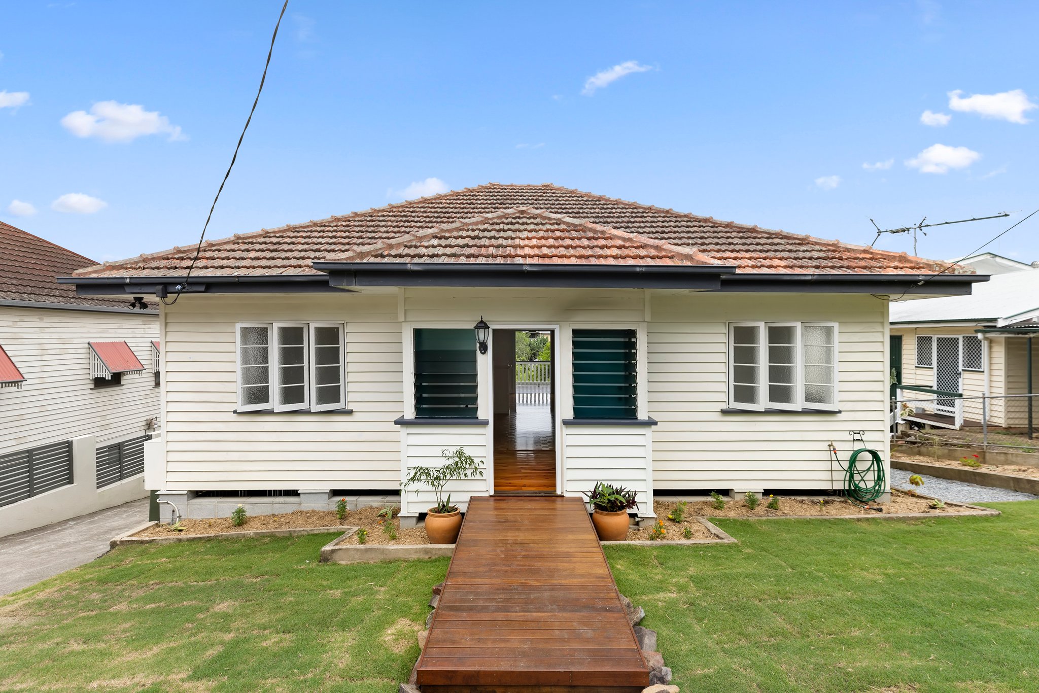 33 PLIMSOLL ST, GREENSLOPES QLD 4120, 0 Bedrooms, 0 Bathrooms, House