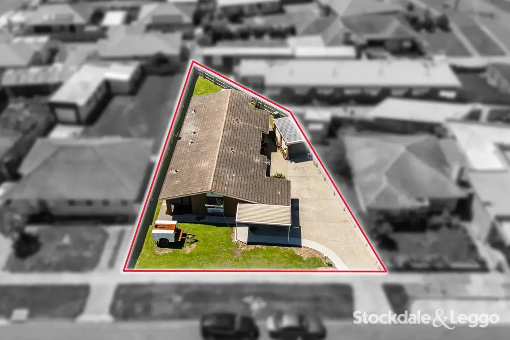 1&2/10 The Boulevard, Morwell, VIC 3840